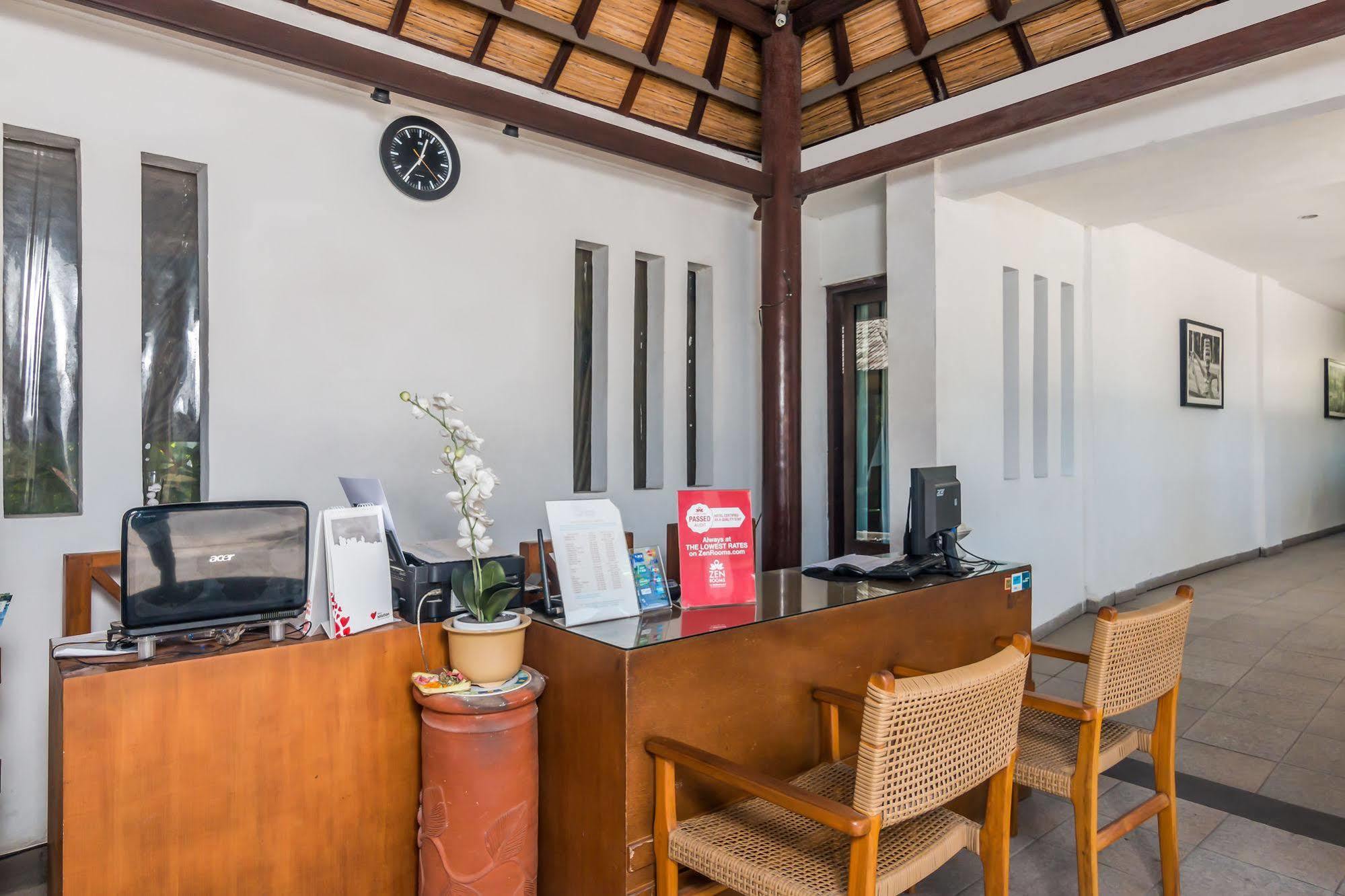 Zen Rooms Dewi Ratih Seminyak Kuta Lombok Exterior foto